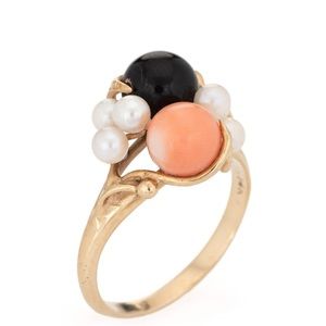 Vintage Cocktail ring - Pearl, Coral, and Onyx, 14 K gold